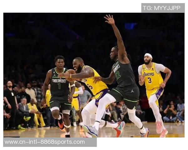 湖人队与森林狼激战回顾：2020年12月29日的精彩对决与赛后分析